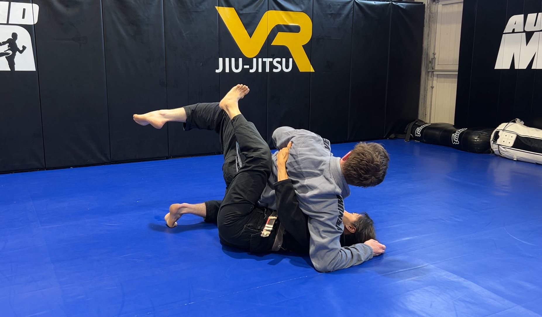 CLASS: Backtake and Sweep Counters to Reverse Half Guard (2-Sep-24)
