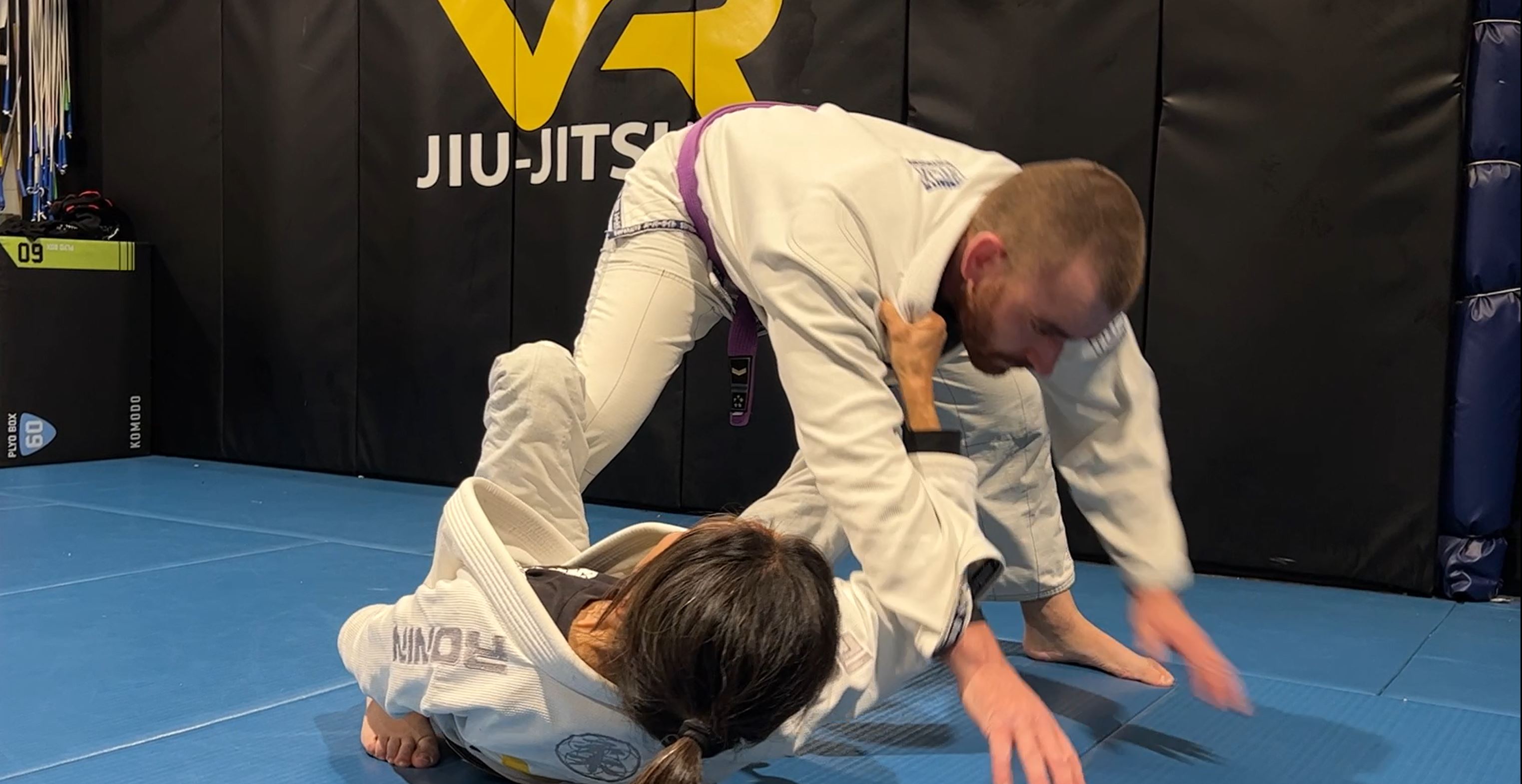 Corkscrew Armbar entry from De La Riva
