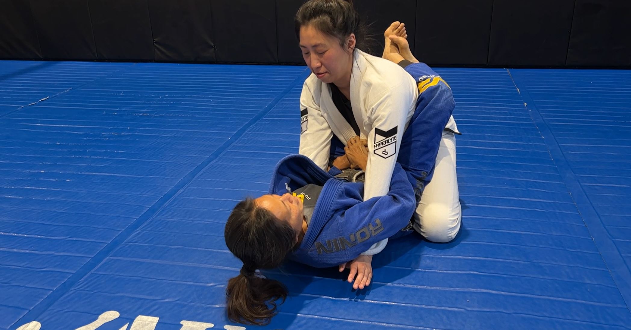 Sneaky Overhook Double Armbar from Closed Guard