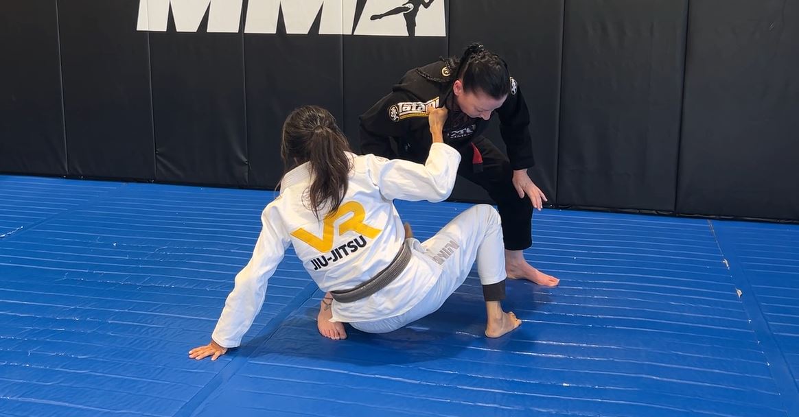 CLASS: De La Riva Sweeps with Collar Grip (27-Nov-23)