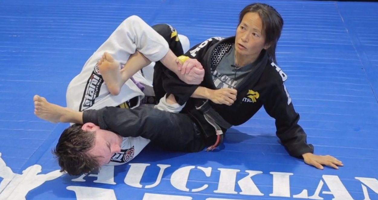 Triangle from failed Armbar from mount