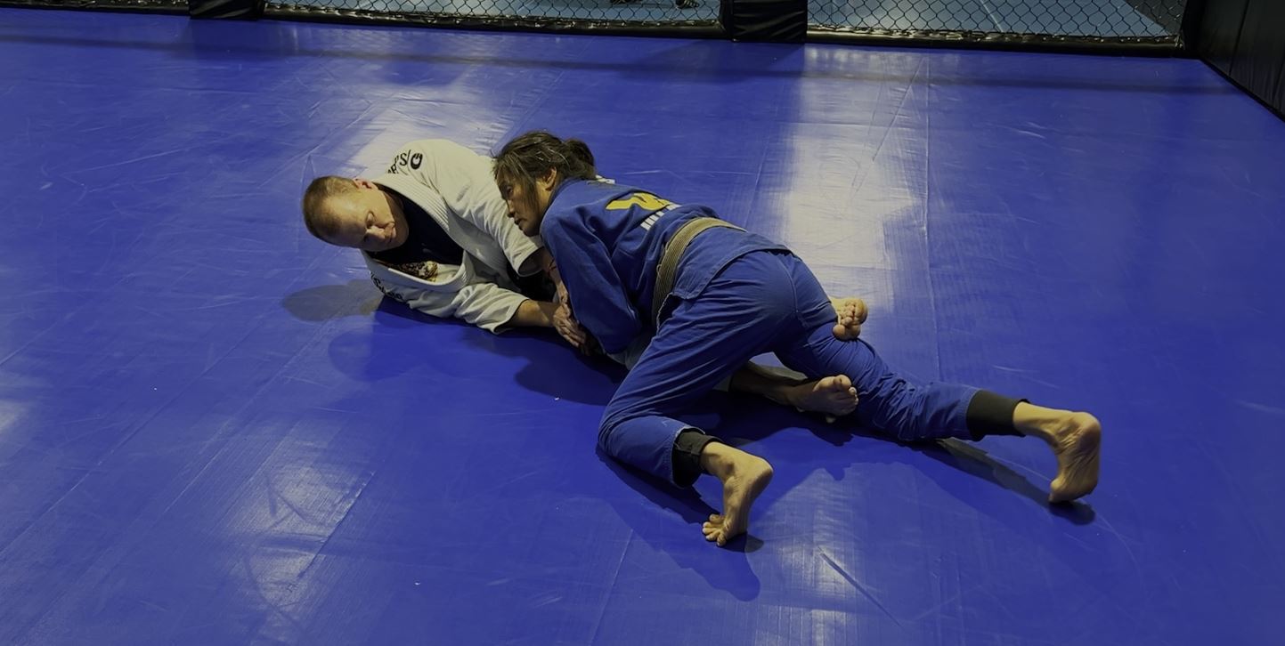 Transitioning from Rugby Pass to Smash Pass to Pass Kneeshield