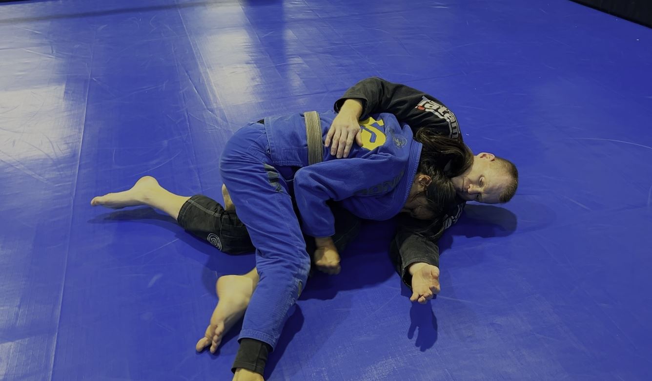 Passing from Headquarters position using Folding Pass or Knee Cut