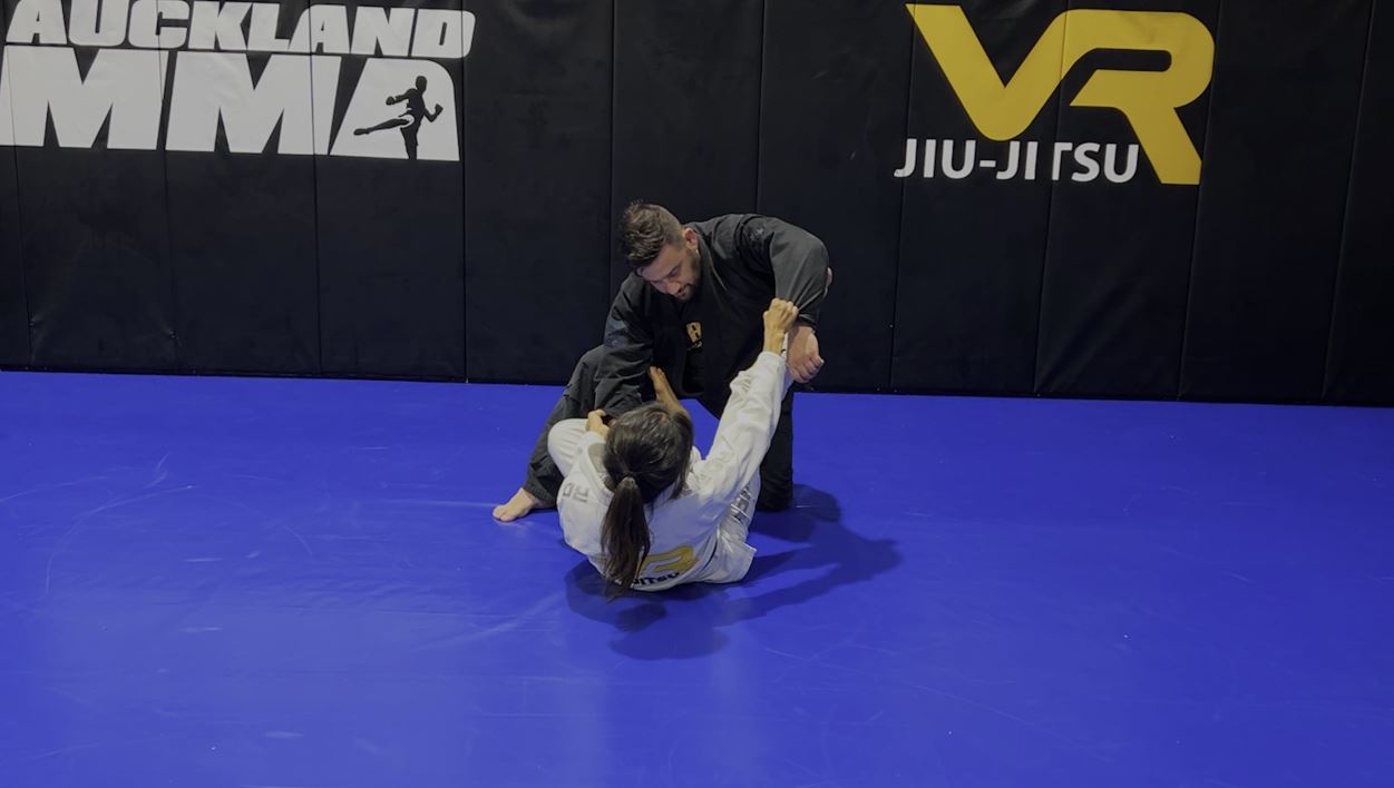 Triangle Entry from Spider Guard Scissors Sweep attempt