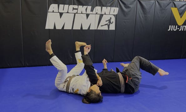 CLASS: Loop Choke from Collar Drag and Single Leg Defense (11-Oct-24)