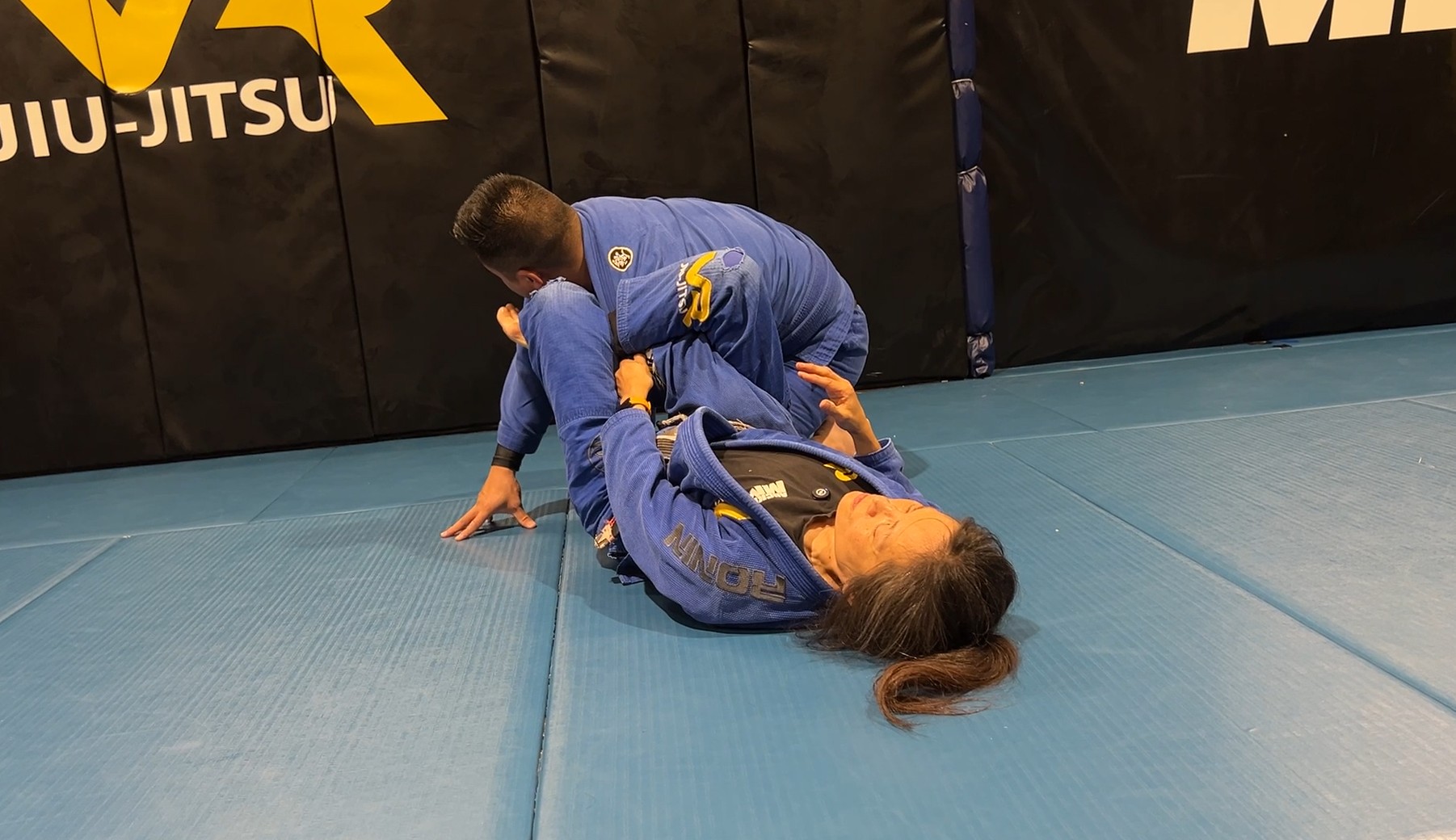 CLASS: Finishing Tricks for Omoplata when opponent postures (8-May-25)