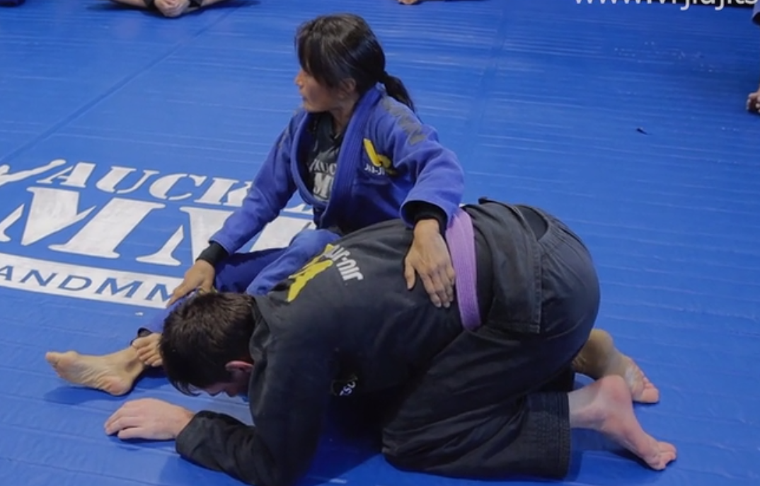 Countering the Hitchhiker Escape with Omoplata or Armbar