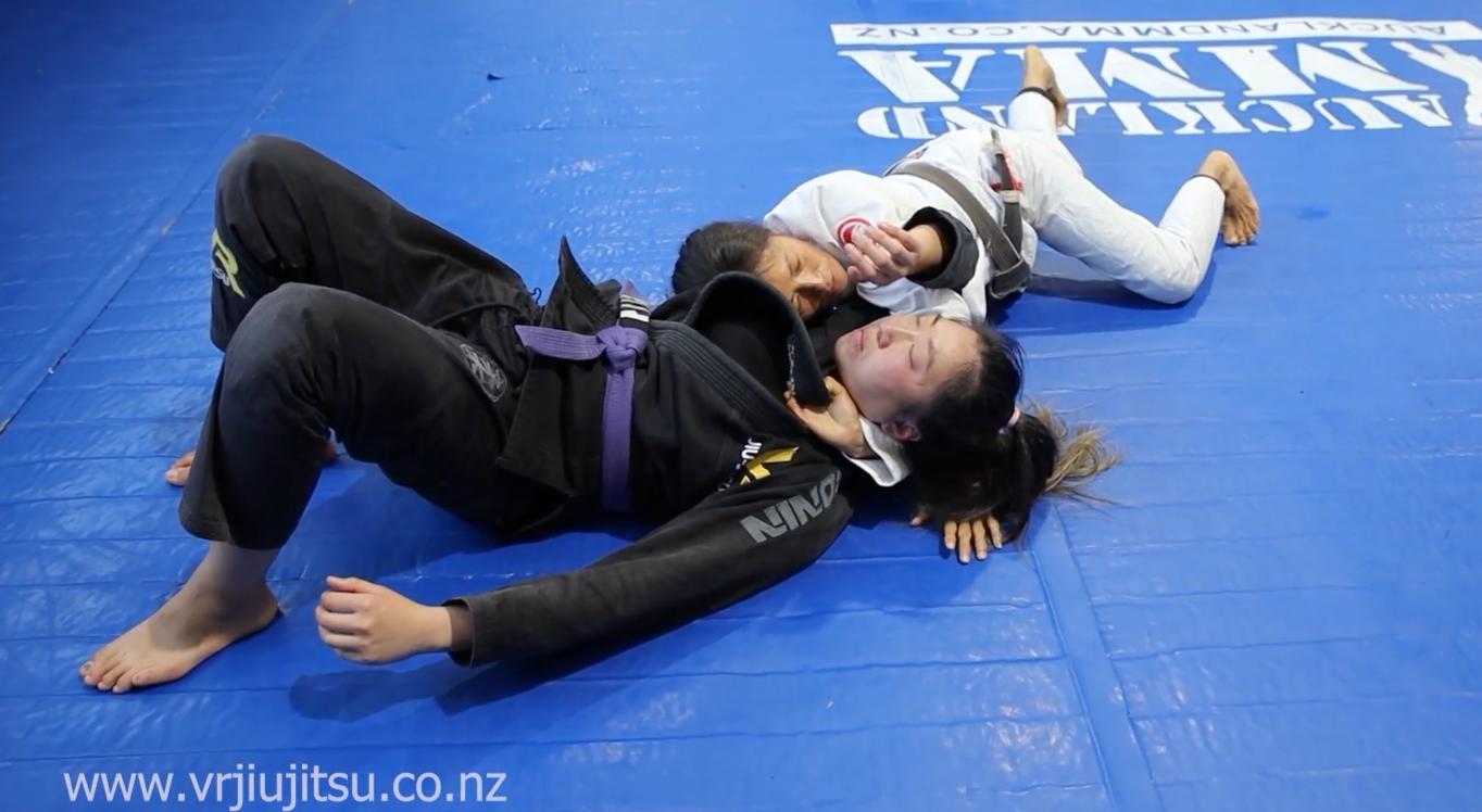 Loop Choke with Arm in
