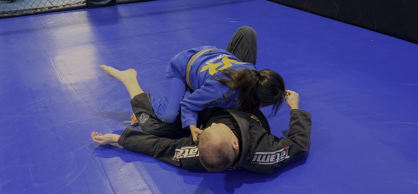 Passing from Headquarters by keeping knees apart