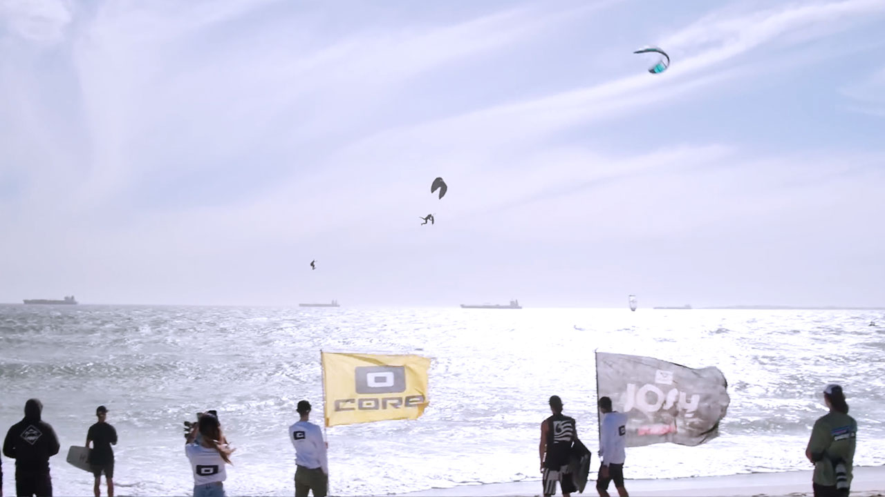 KEVVLOG - Why didn't Kevin didn't compete in the King of the Air?!