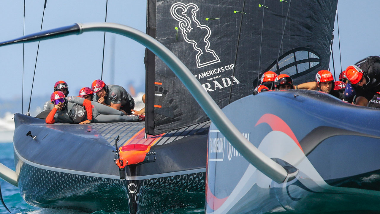 Prada America's Cup Christmas Cup - Low Riding
