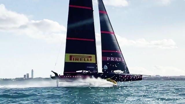 Luna Rossa Prada Pirelli Team - Tacki...