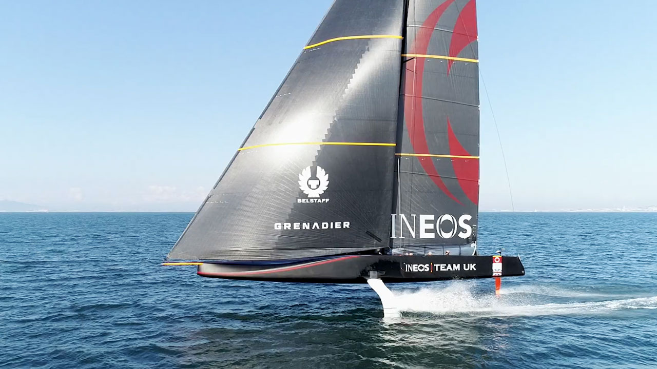 INEOS Team UK - Inside Tech - Deck Layout