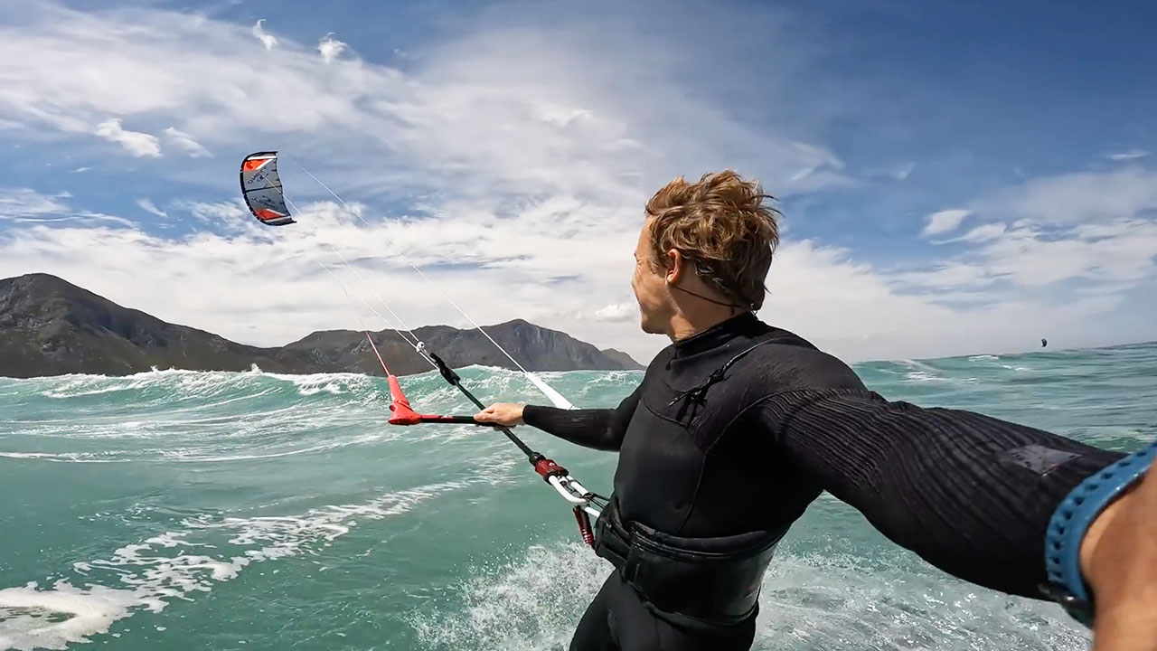 KEVVLOG - Light Winds But Big Waves