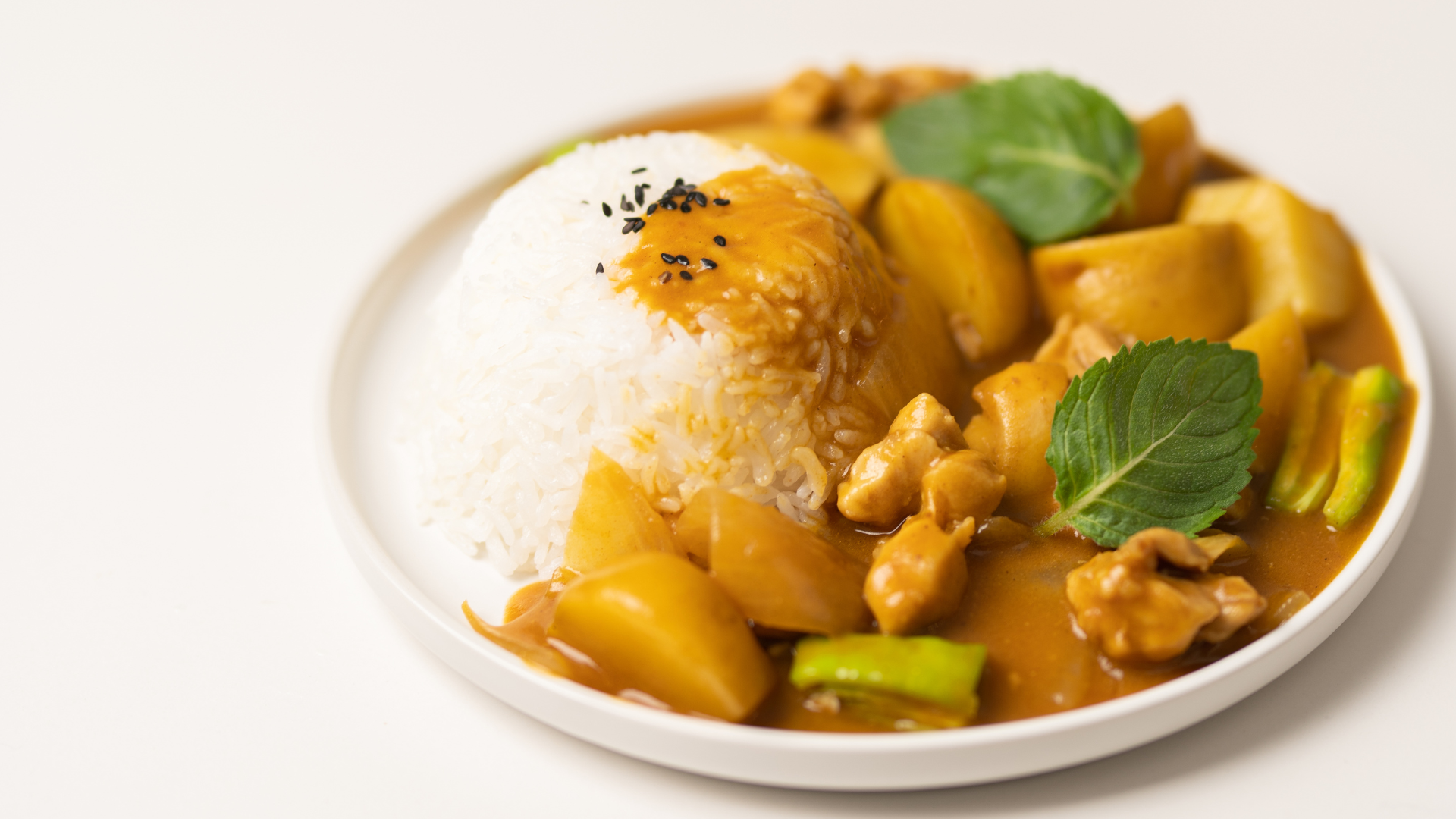 Yellow Curry with Anti-Inflammatory Rice