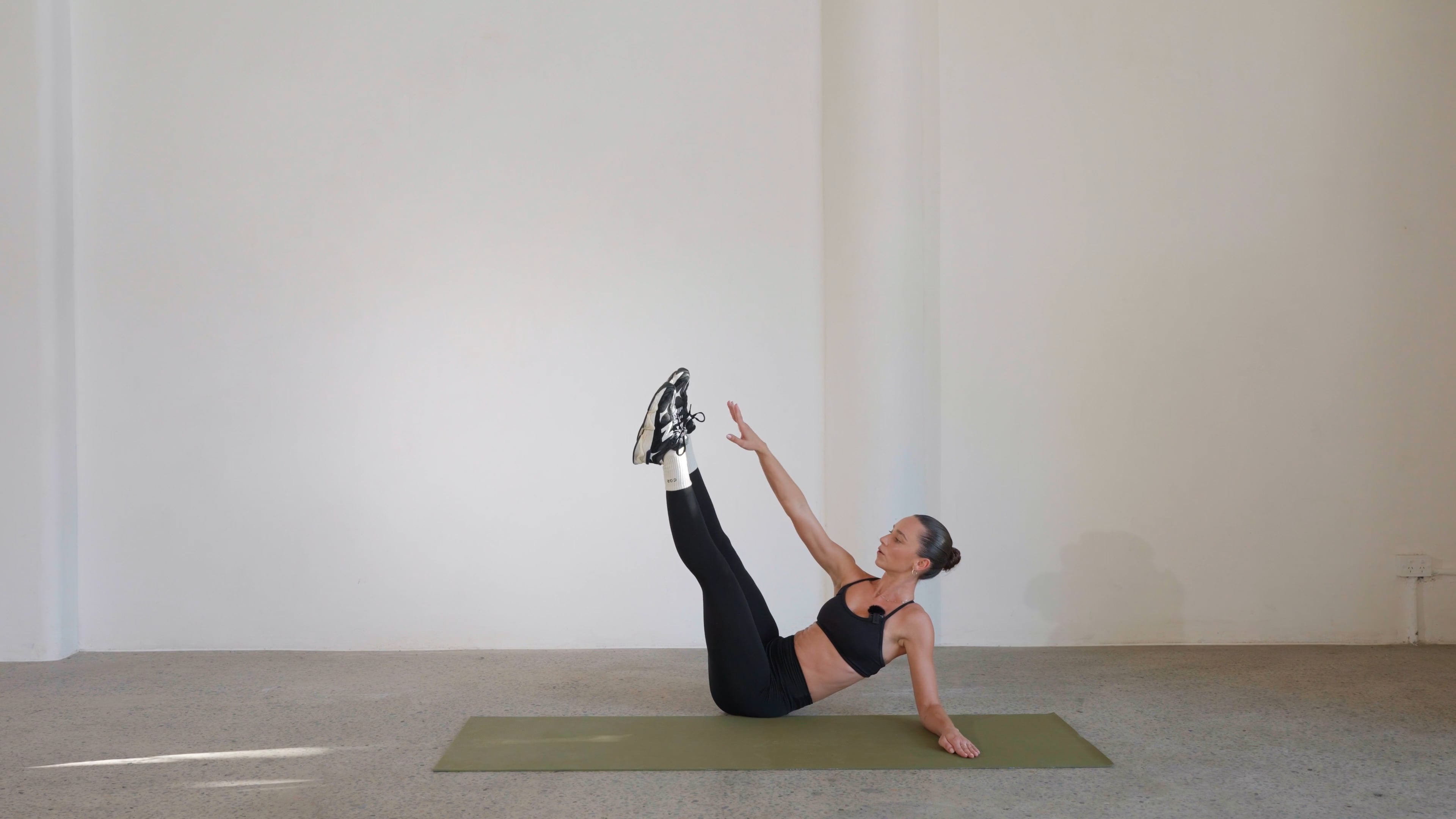 DAY 7 | Stability & Stretch