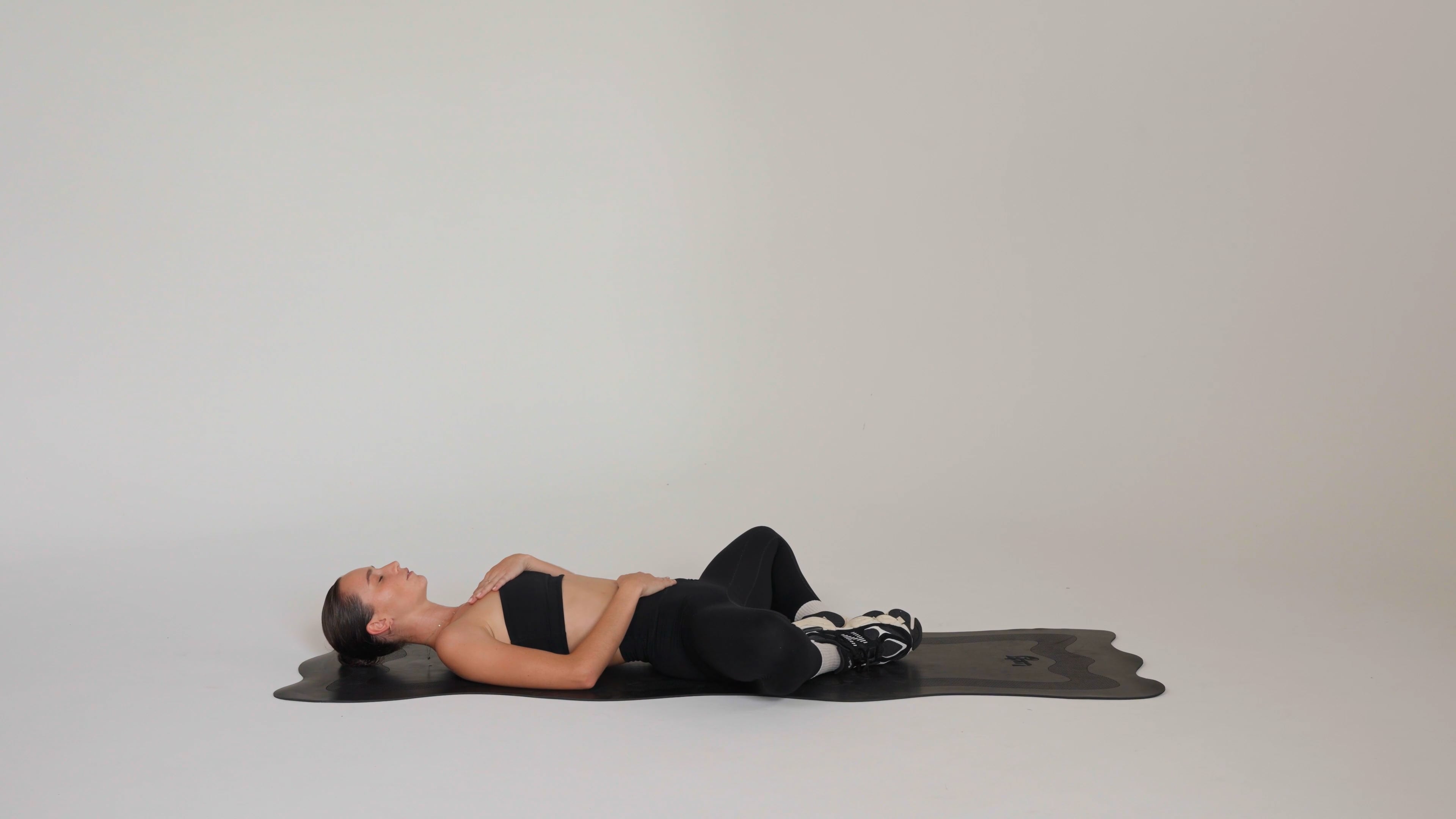 Sunday Shavasana | Sculpt & Stretch
