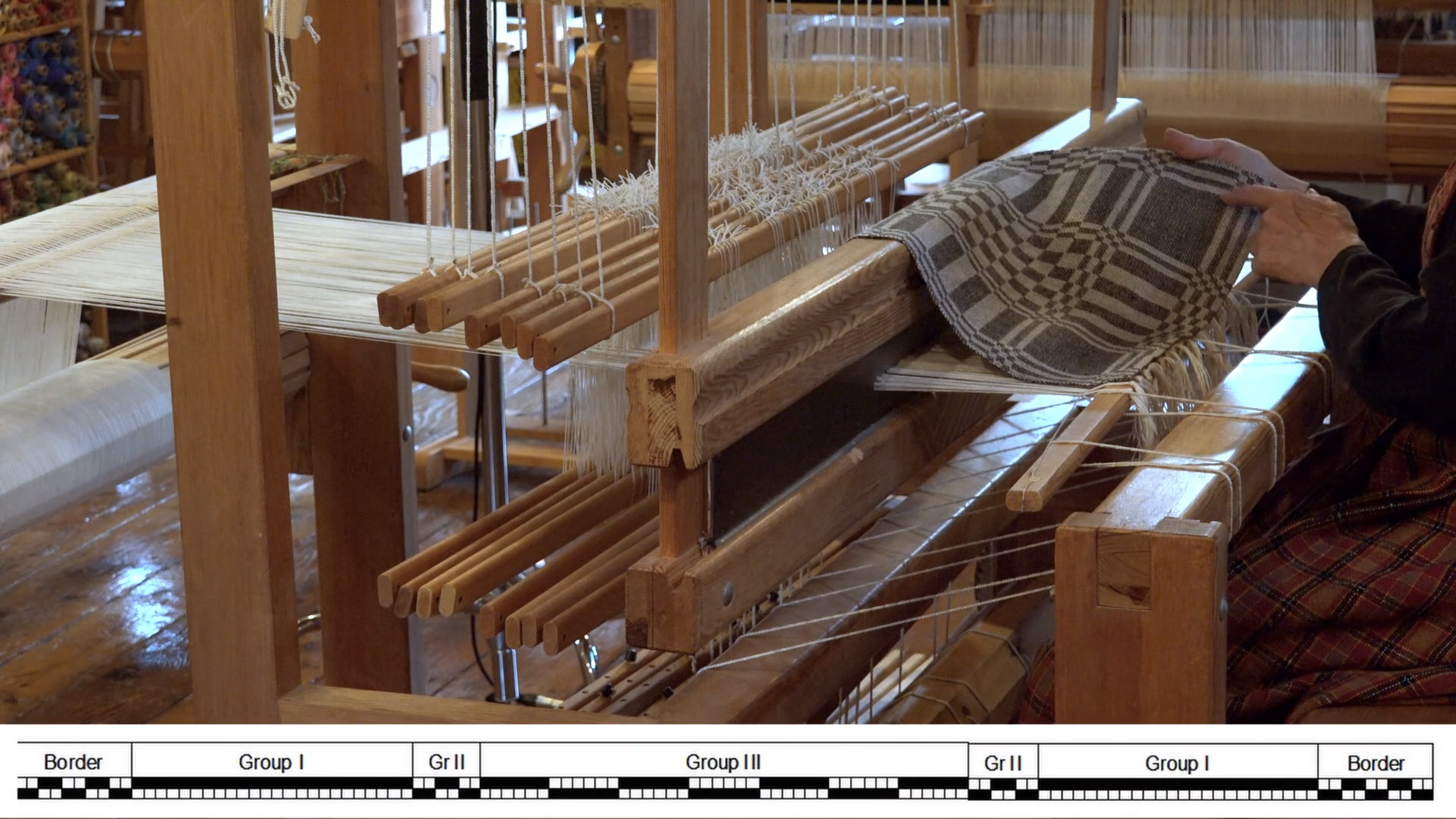 BA-14. Block damask at the loom, part B