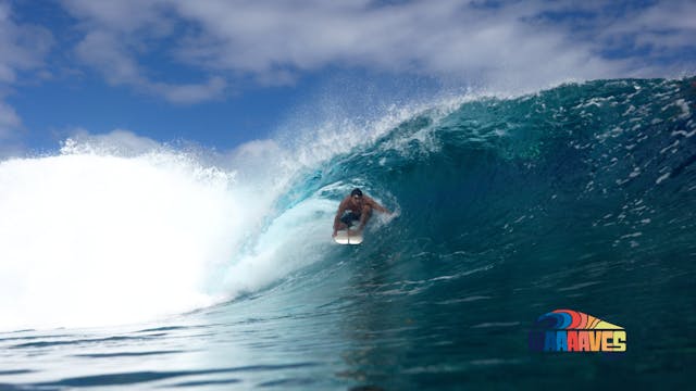 MAOHI ARIITAI : COACH SPORTIF ET SURFEUR