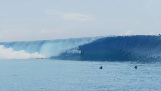 MATAHI DROLLET : ENFANT DE TEAHUPOO