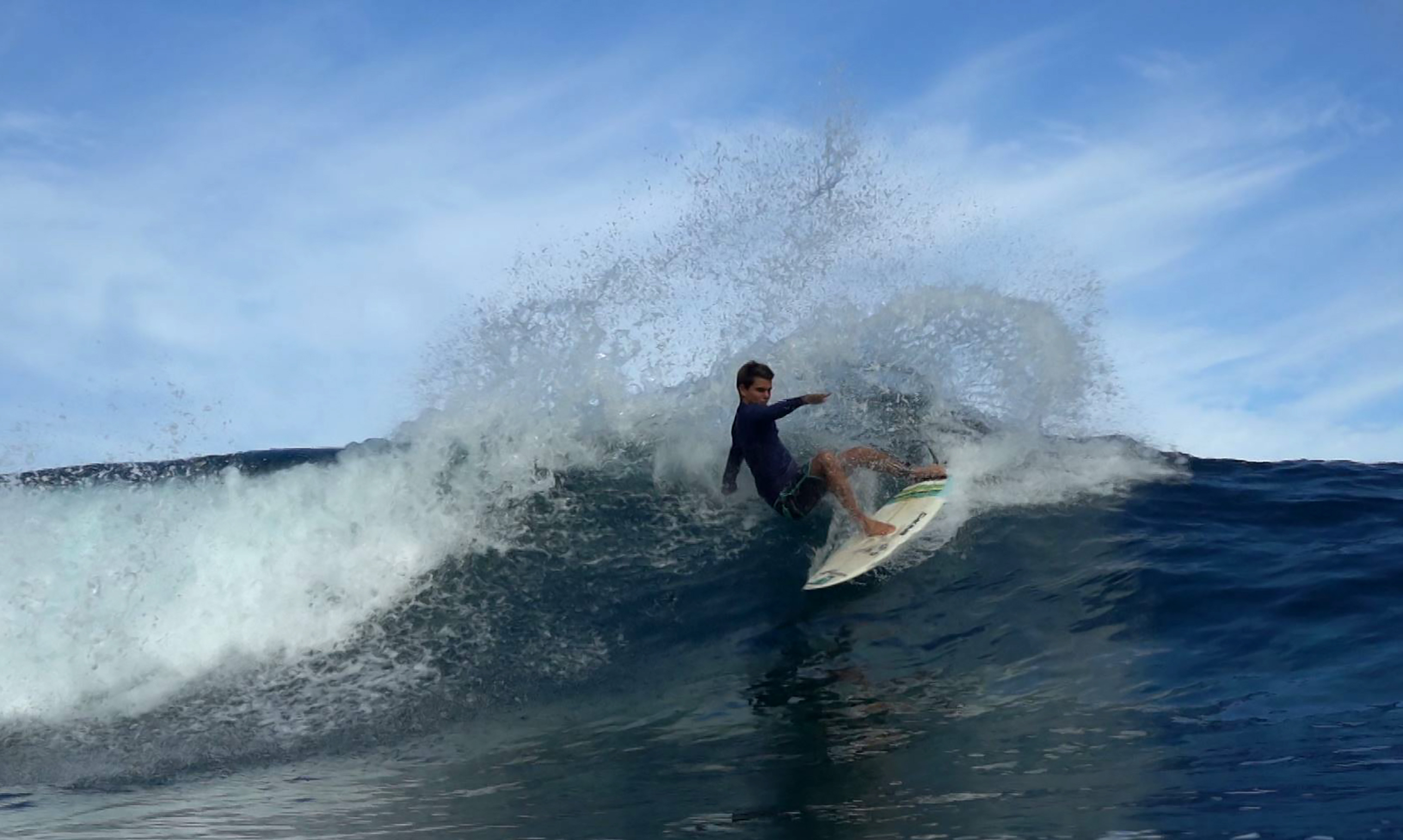 STELLIO BOBET : QUAND L'OPTION SURF N'EST PAS EN OPTION