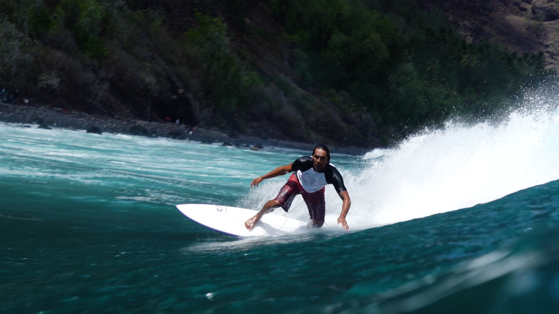 TEAONUI POU : FATU HIVA, SUR LES TRACES DE SON GRAND-PERE