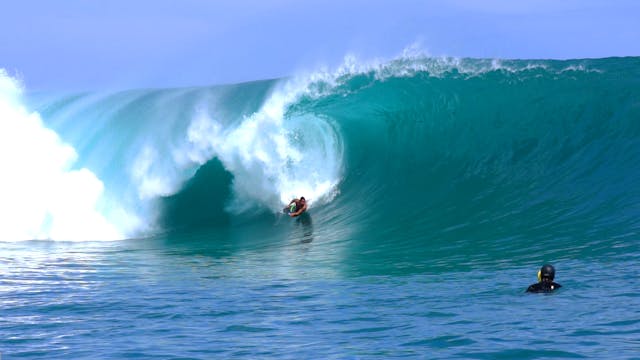 ANGELO FARAIRE : L'HERITAGE DE TEAHUPO'O