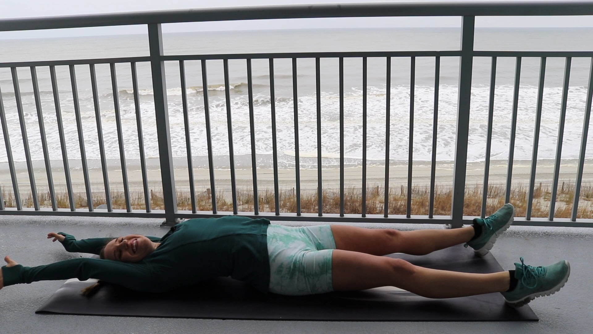 Warm It Up- Beach Abs!