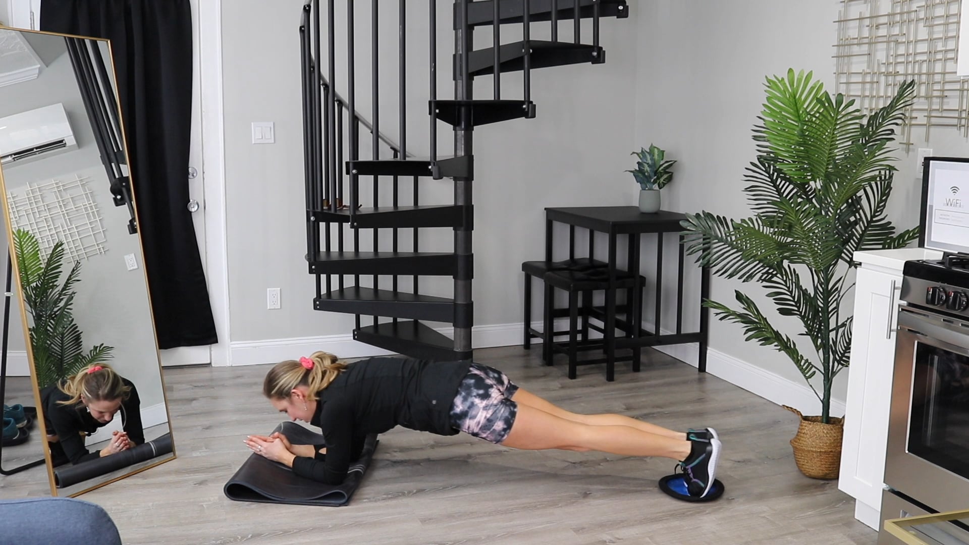 Twenty21 - Slider Arms (plus Abs)