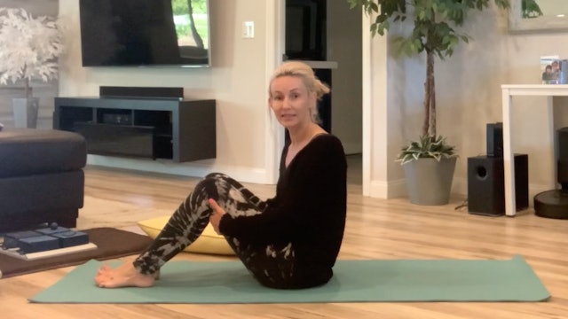 Restorative Yoga Reset with Dana Heller (33 mins)