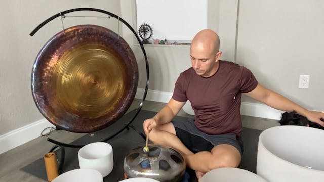 Sound Relaxation with Adrian Molina: ...