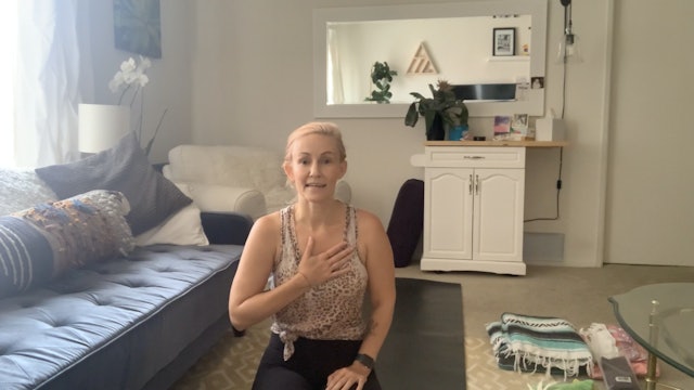 Restorative Yoga: Hips - with Dana Heller (30 mins)