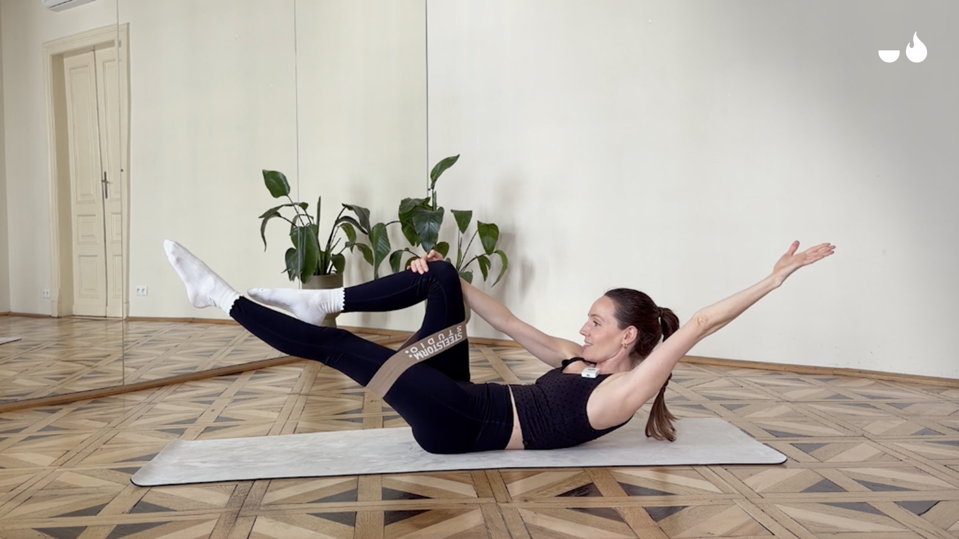 Upper Body z gumą oporową – Iga Majewska