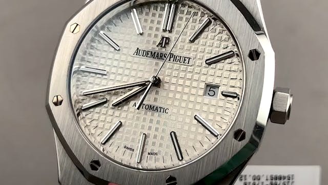 Audemars Piguet Royal Oak 15400ST.OO....