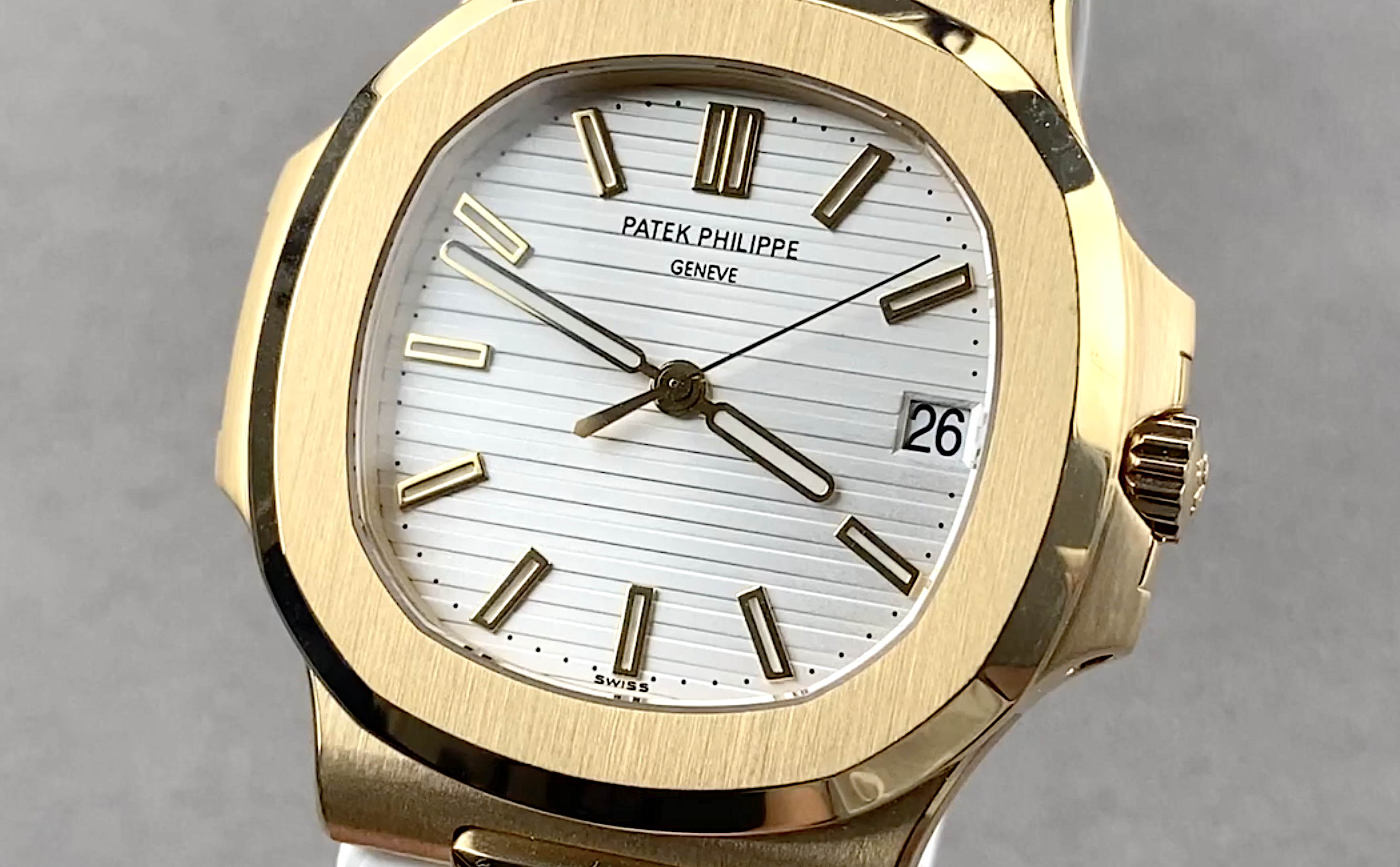 Patek Philippe Nautilus 5711J-001