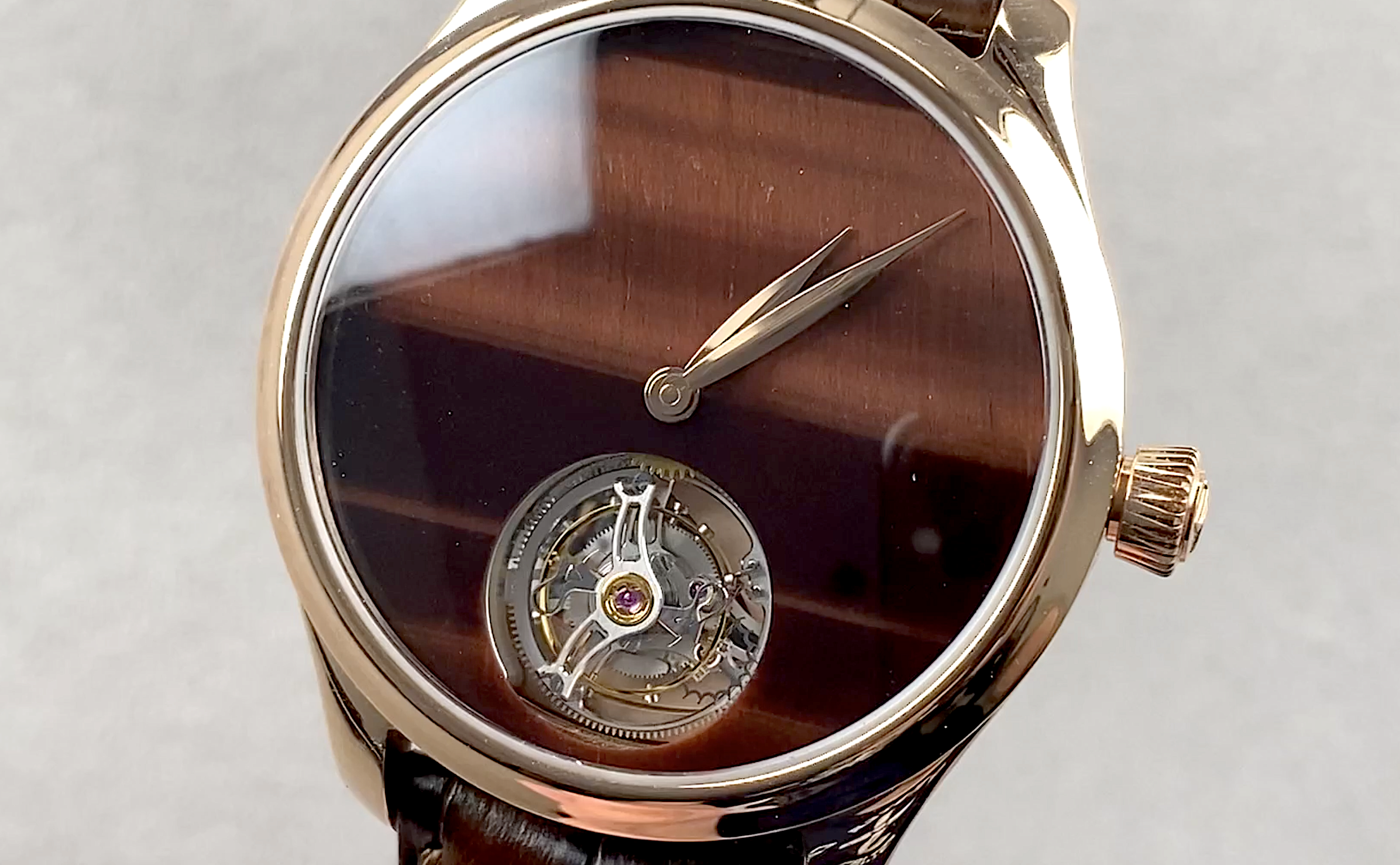 H. Moser & Cie Endeavour Tourbillon Limited Edition 1804-0401