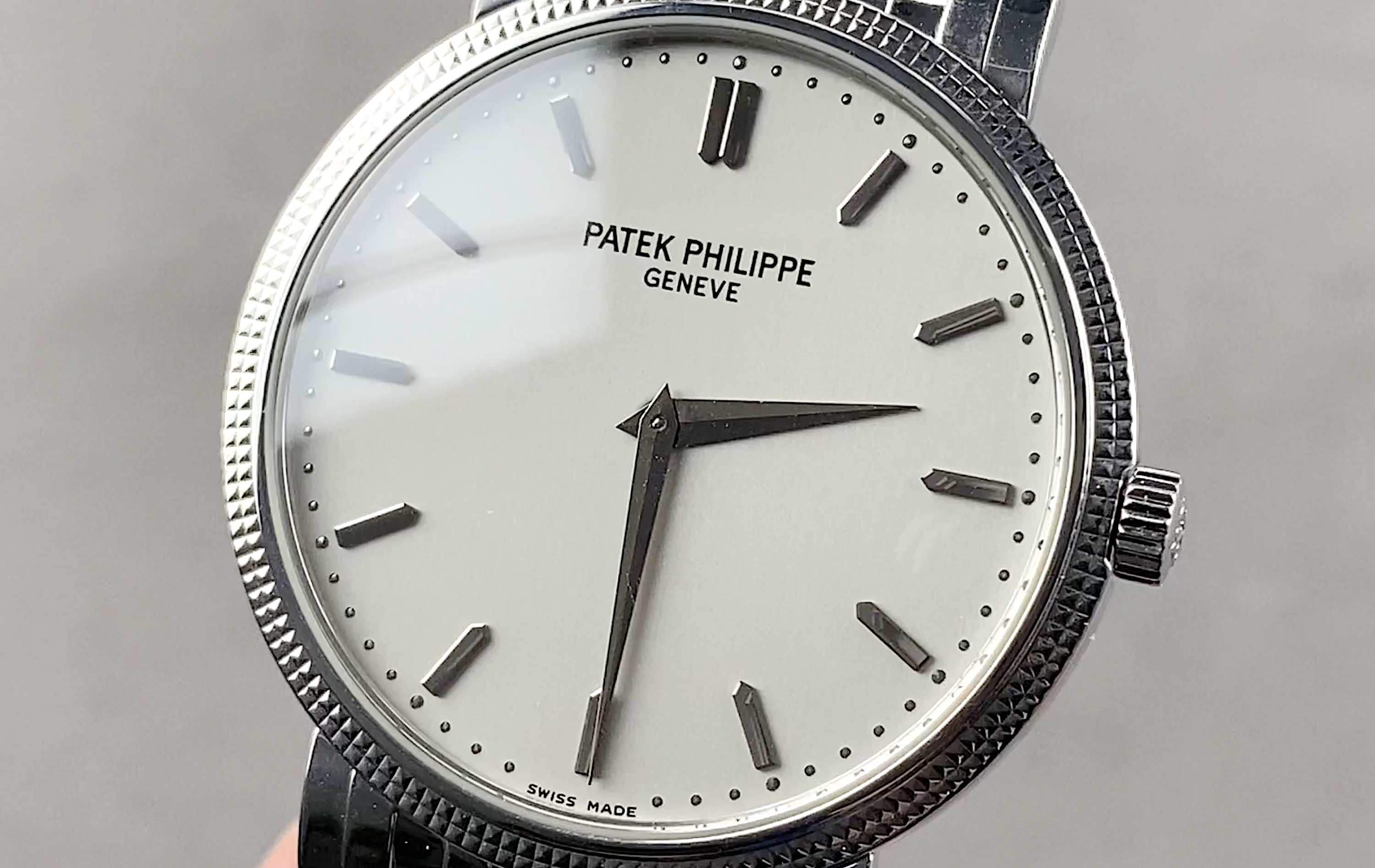 Patek Philippe Calatrava 5120/1G-001