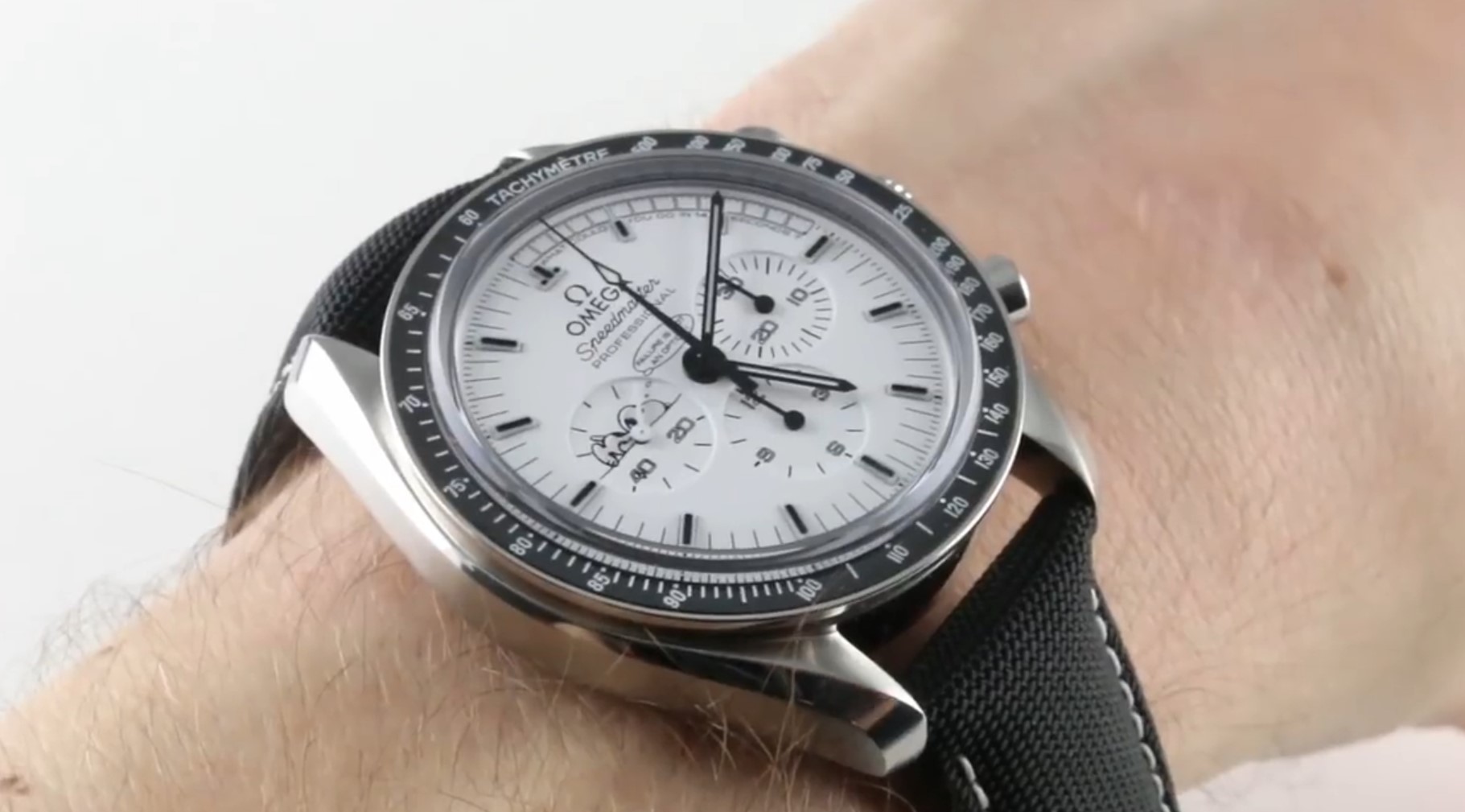 Omega Speedmaster "Silver Snoopy" Apollo XLII 45th Anniv. 311.32.42.30.04.003