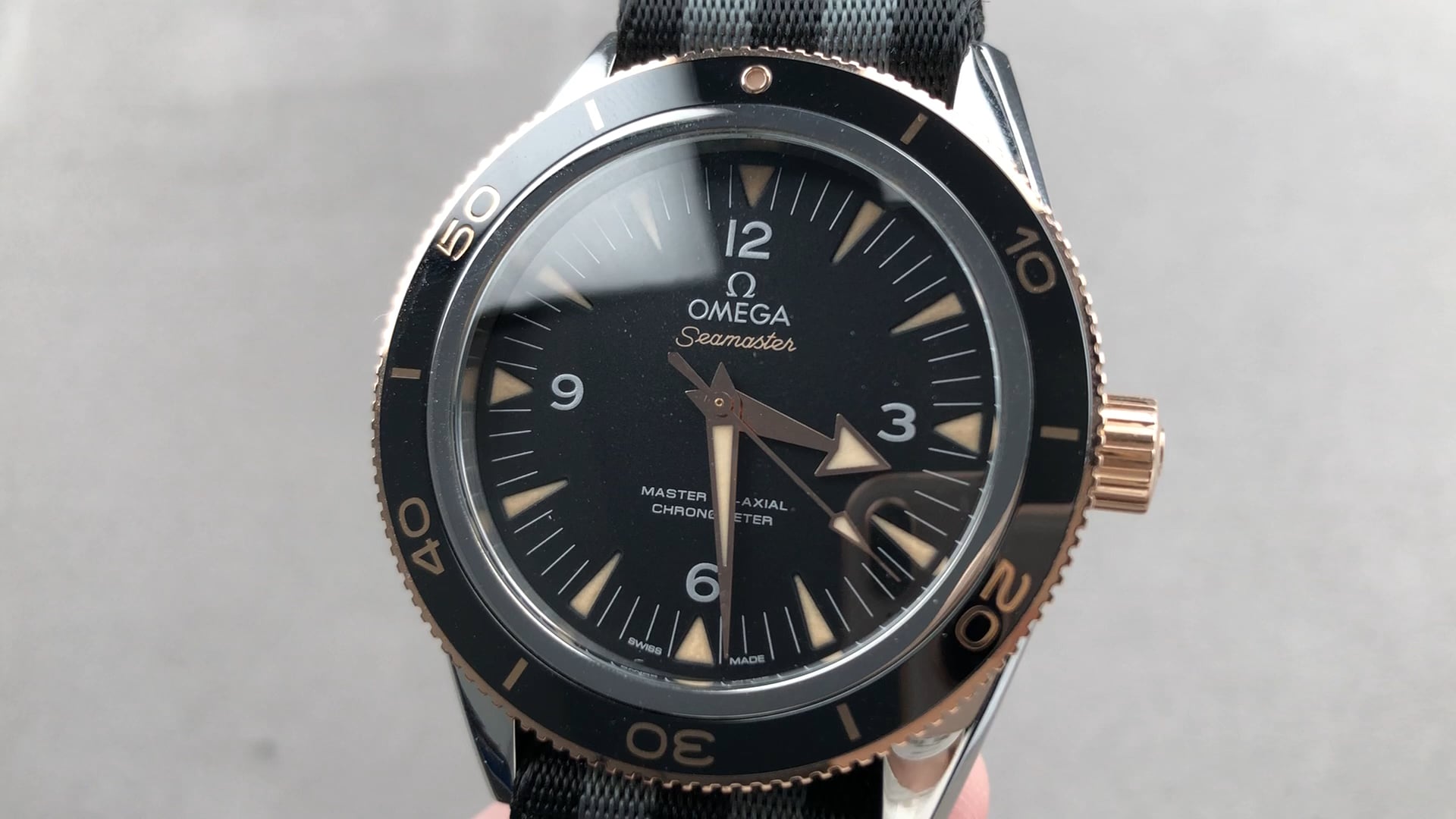 Omega Seamaster 300 233.22.41.21.01.002