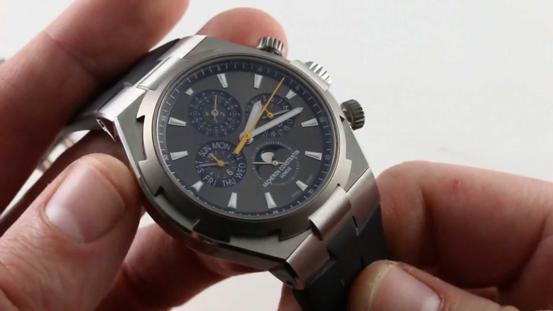 Vacheron Constantin Overseas Perpetual Chronograph (49020/000W-9656)
