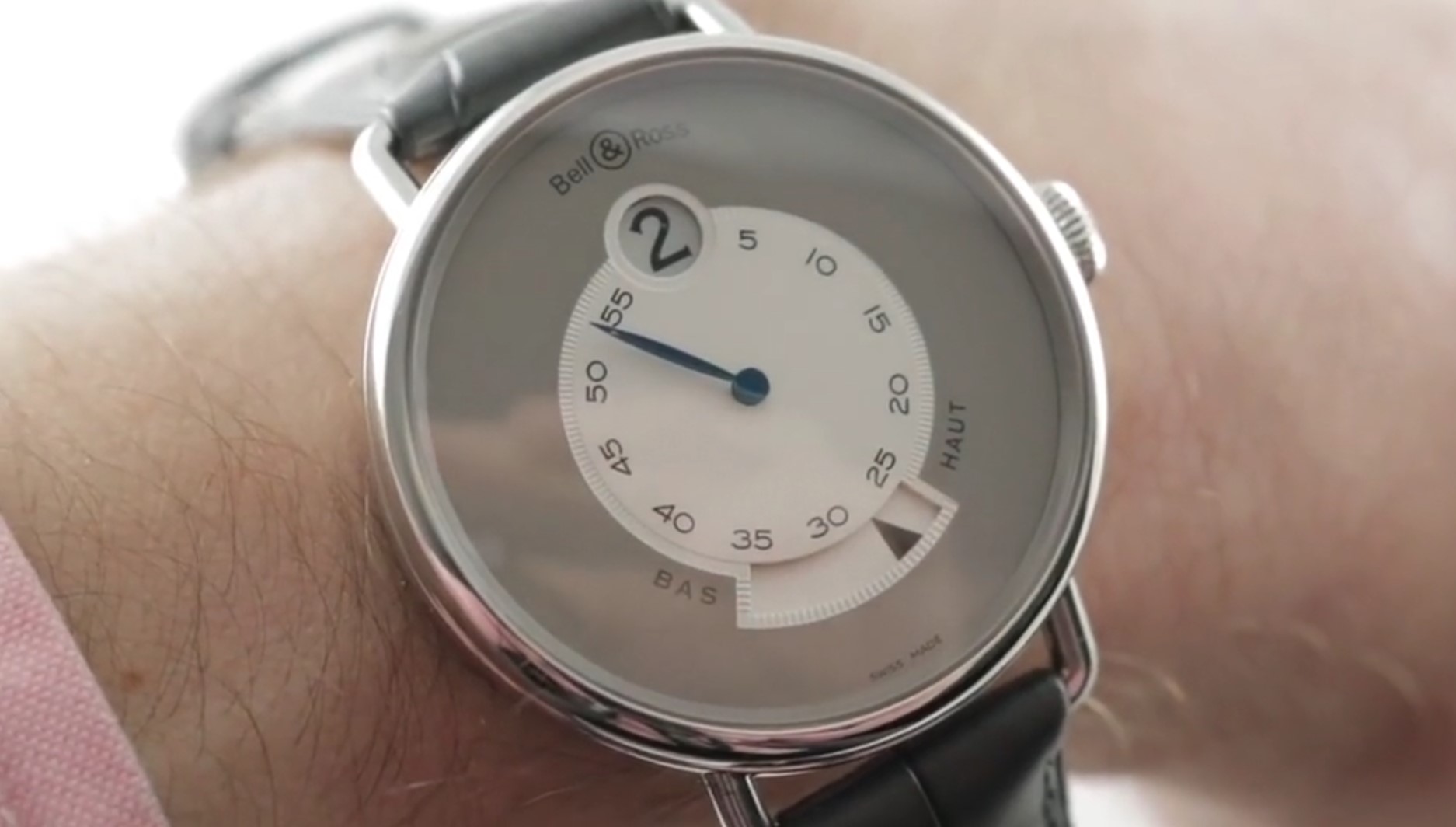 Bell & Ross WW1 Heure Sautante (BRWW1-JH2G-PT/SCR) Review