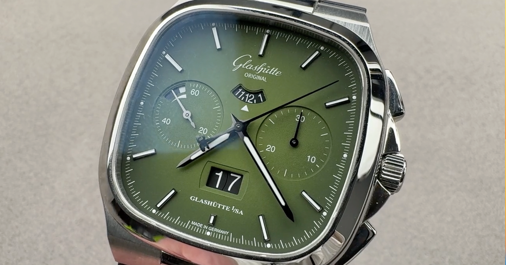 Glashütte Original Seventies Chronograph Panorama 1-37-02-09-02-63