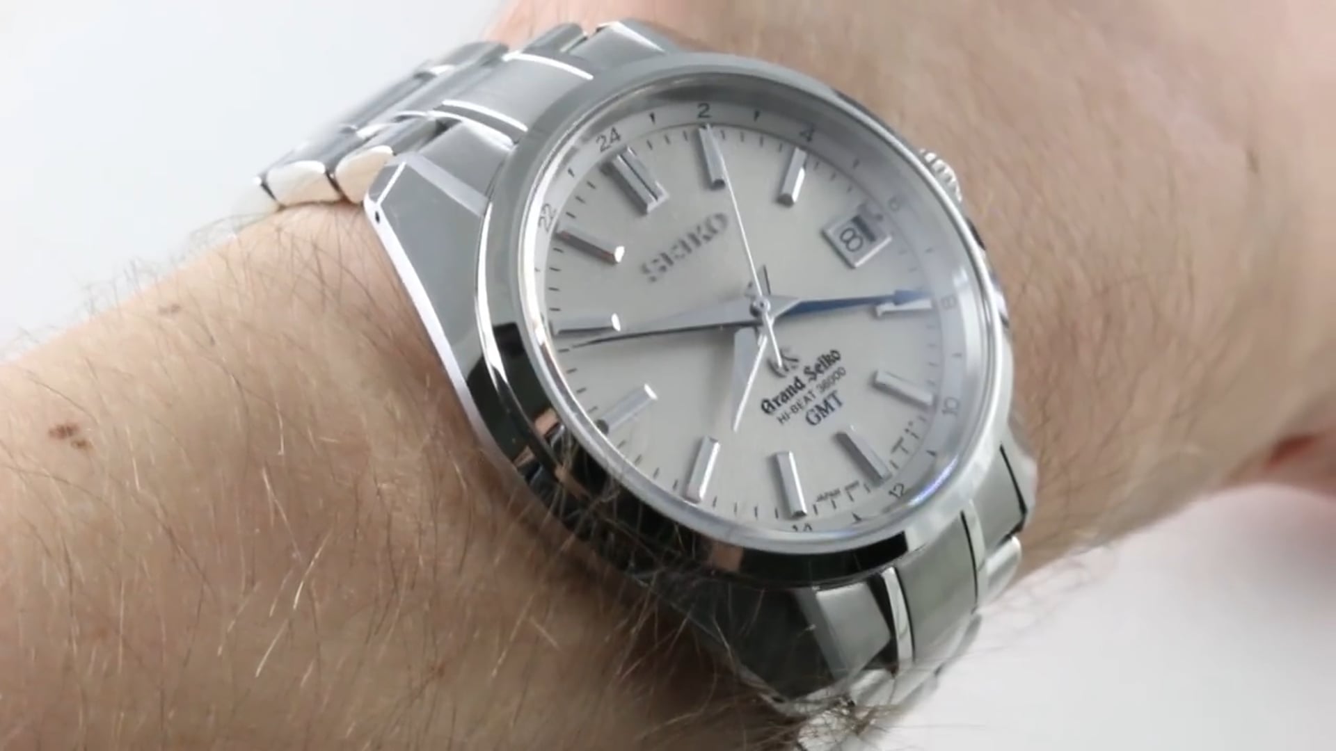 Grand Seiko Spring Drive GMT Champagne Dial SBGE205 Review Grand