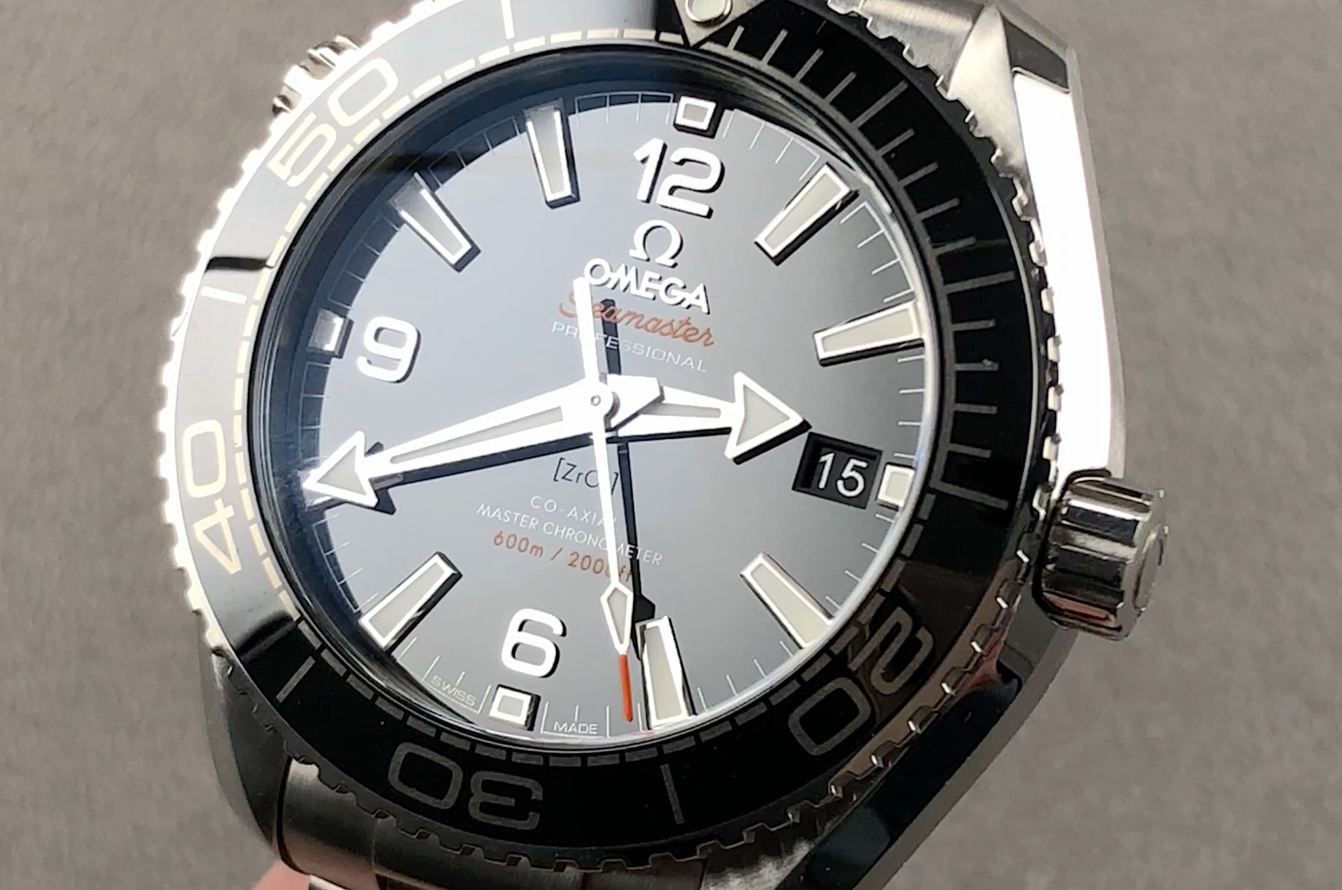 Omega Seamaster Planet Ocean 600M 215.30.40.20.01.001