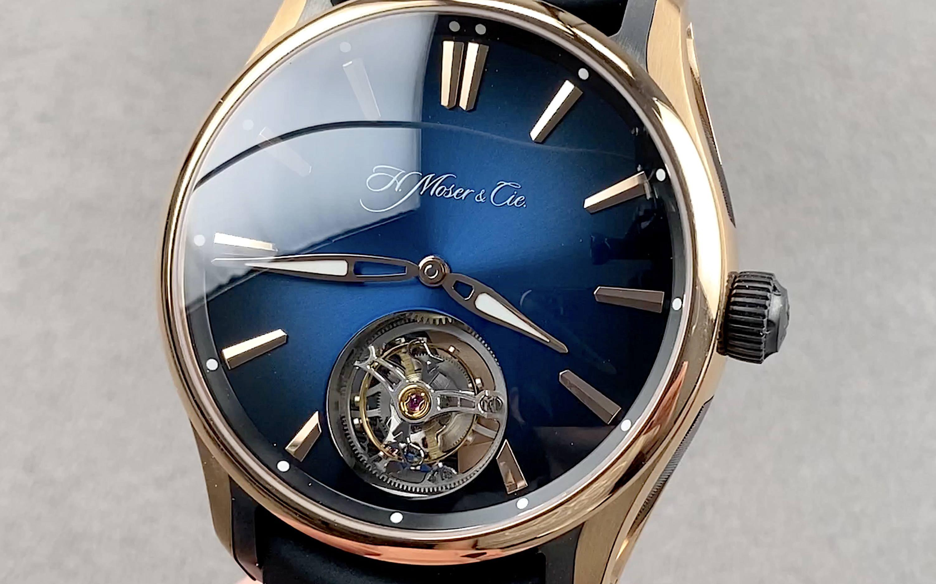 H. Moser & Cie Pioneer Tourbillon Limited Edition 3804-0900