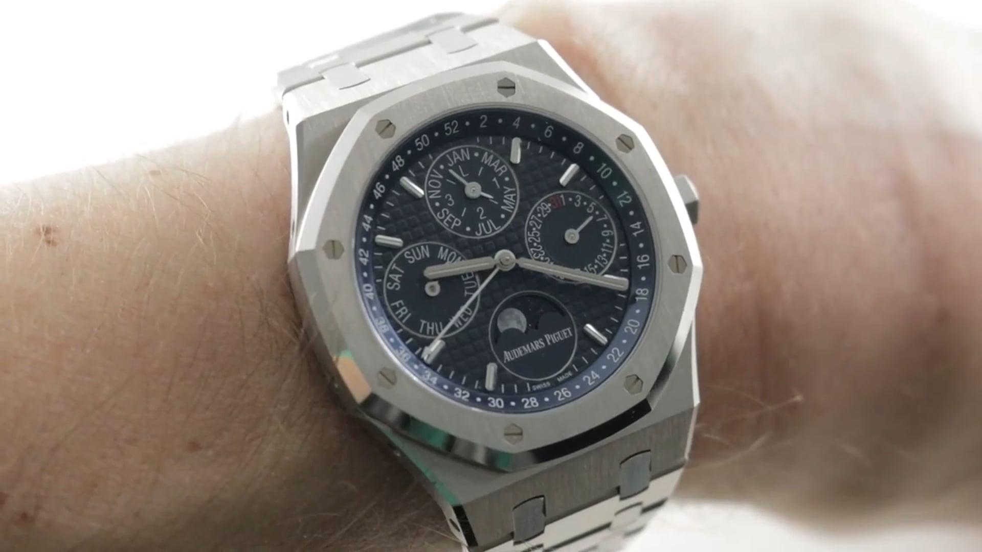 Audemars Piguet Royal Oak 14790 Watch Review Audemars Piguet