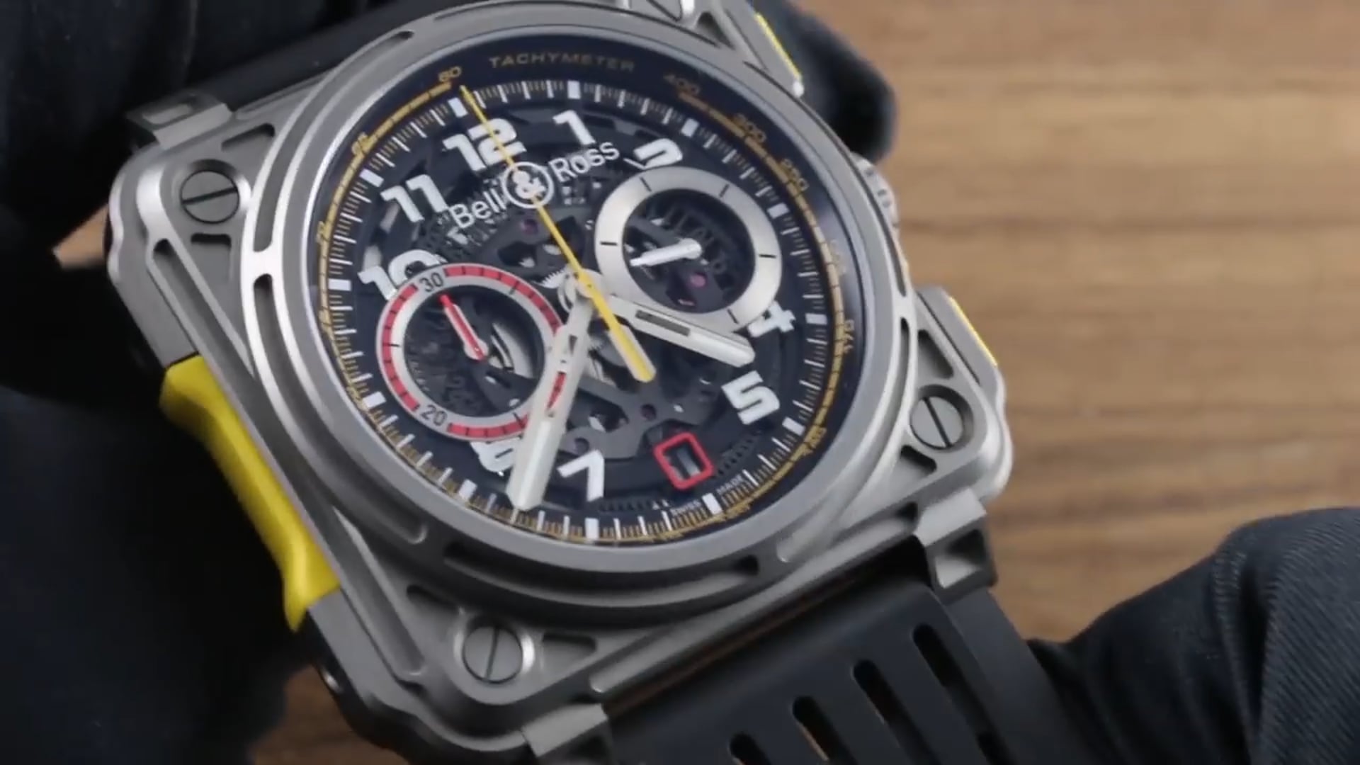 Bell & Ross BR X1 R.S.18 Renault Sport (Brx1 Rs18) "Experimental" Review