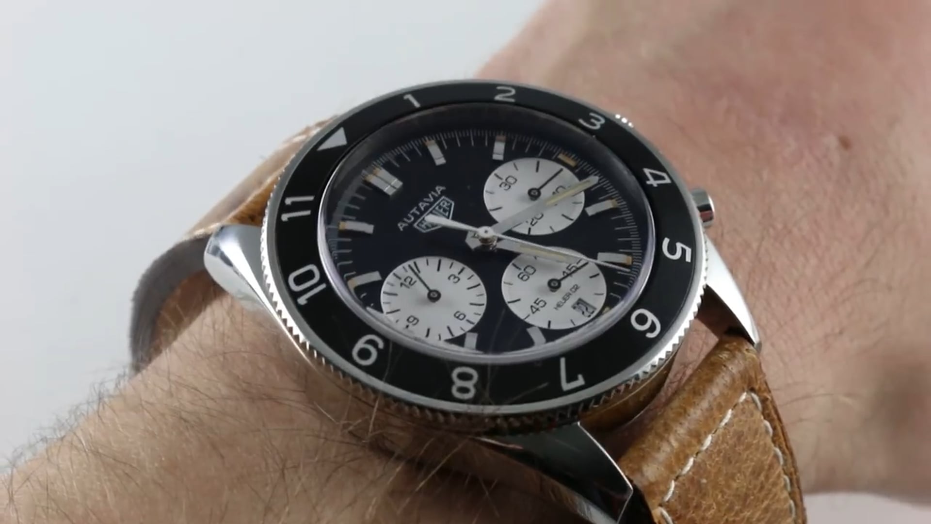 TAG Heuer Autavia Calibre Heuer 02 (CBE2110FC8226) Review