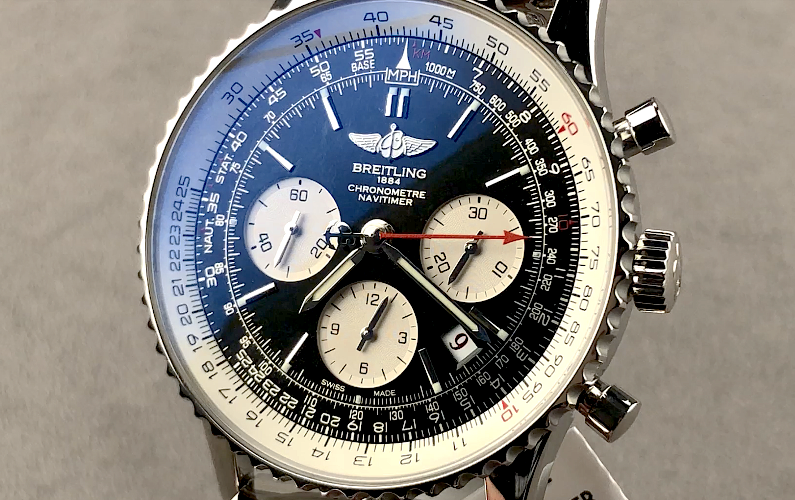 Breitling Navitimer 01 Limited Edition AB012112/BA48