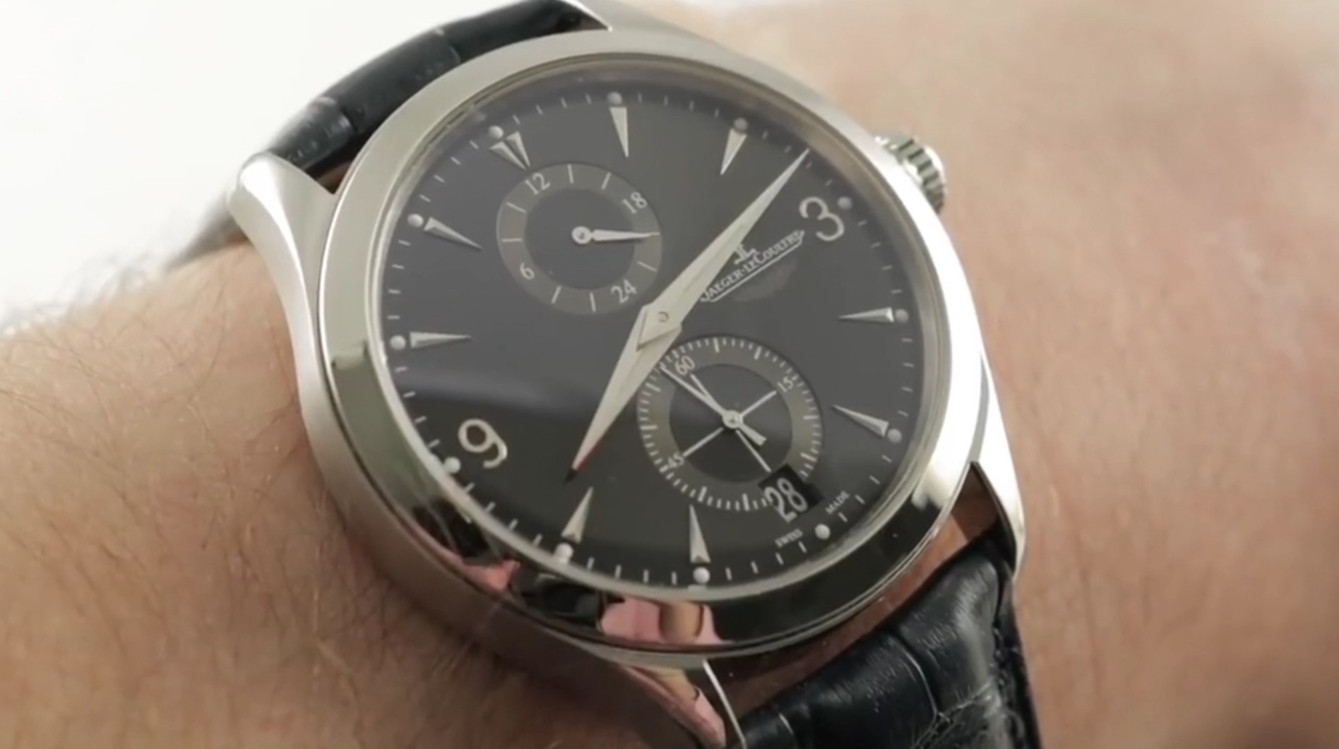 Jaeger Lecoultre Master Hometime Aston Martin Q162847N Review